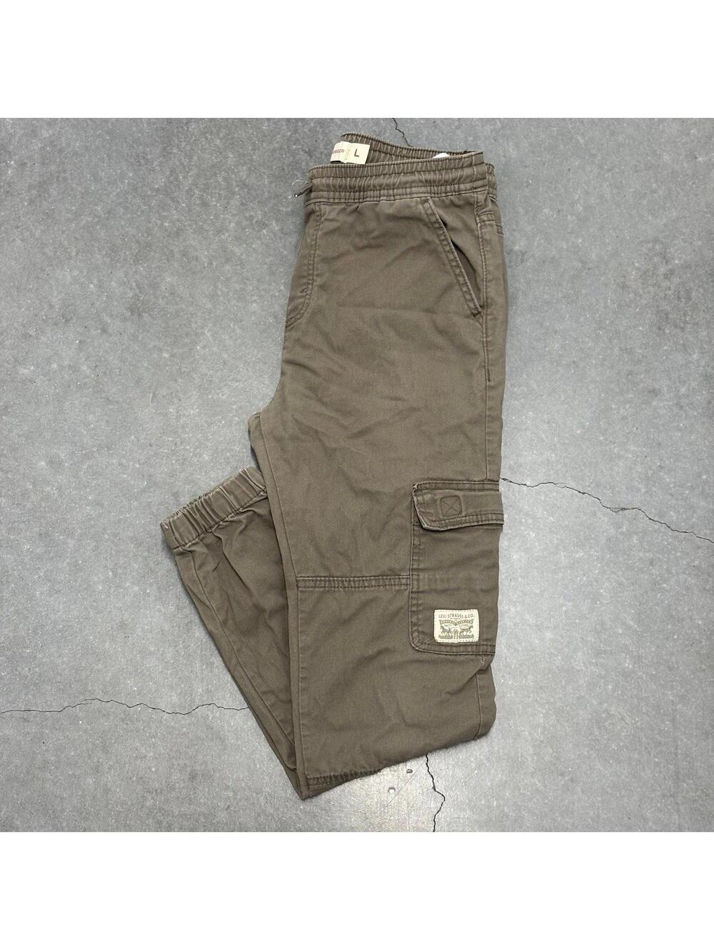Levi’s Cargo Joggers